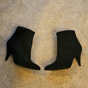 Suede heel boots!